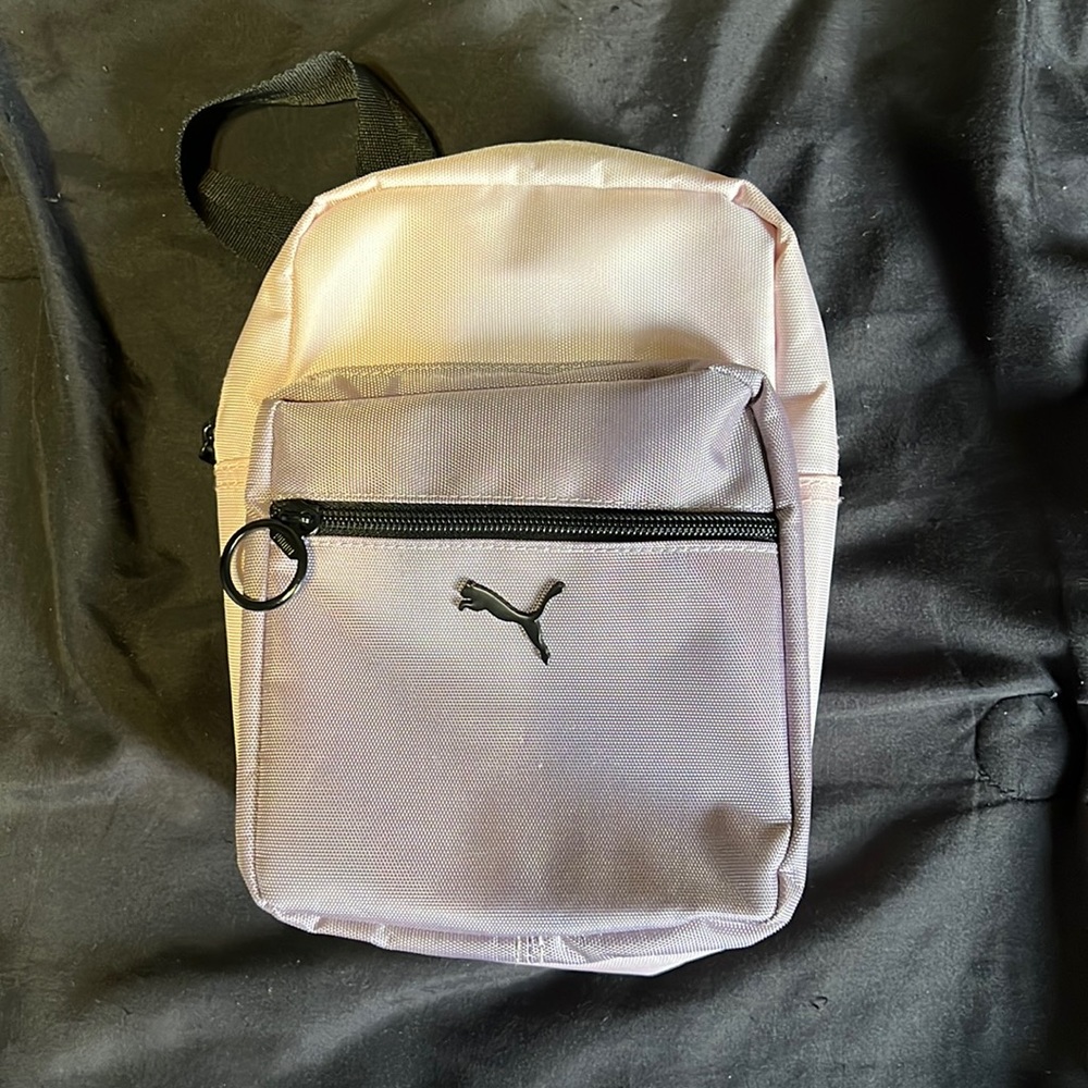 Women’s Puma Two Toned Pink Crossbody Strap Gym Bag